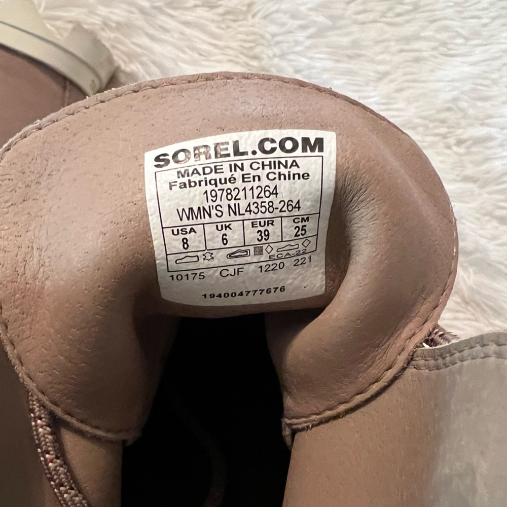 🎉HP🎉Sorel Joan of Arctic Wedge III Lace Waterproof Boots - LIKE NEW! - Picture 9 of 9
